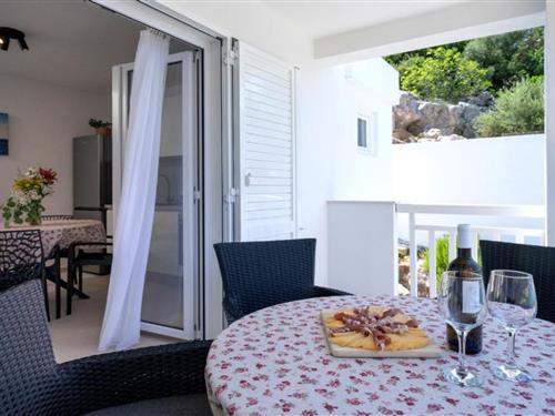 Holiday home - 8 persons -  - 21467 - Gdinj