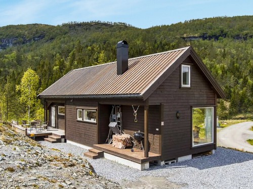 Holiday home - 6 persons -  - Holsetevegen - 5630 - Strandebarm
