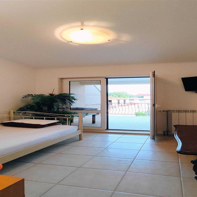 Ferielejlighed - 7 personer -  - 21217 - Kastel Stafilic