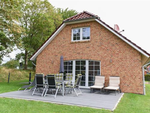 Holiday home - 6 persons -  - 26607 - Aurich
