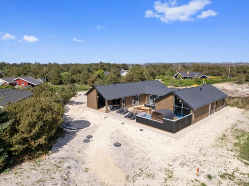 Fritidshus - 12 personer -  - Drosselvej - 6854 - Henne Strand