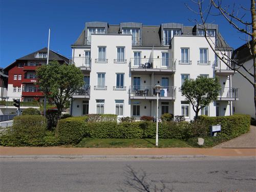 Holiday Home/Apartment - 4 persons -  - Strandpromenade - 17429 - Bansin (Seebad)