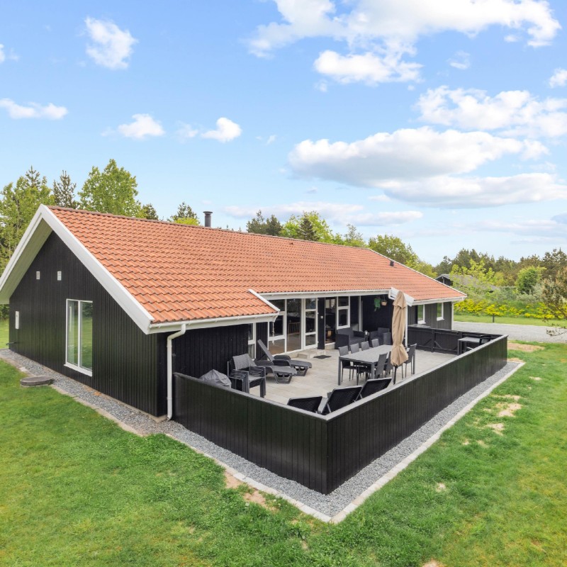 Sommerhus - 10 personer -  - Skovvang - Houstrup - 6830 - Nr. Nebel