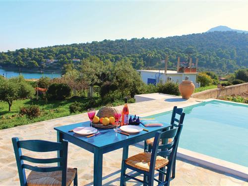 Holiday Home/Apartment - 4 persons -  - Portes - 18010 - Aegina