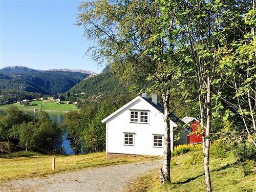 Semesterhus/Semesterlägenhet - 8 personer -  - Austfjordveien - Masfjorden - 5981 - Masfjordnes