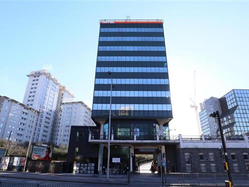 Hotel - 3 personer -  - CF10 2FE - Cardiff