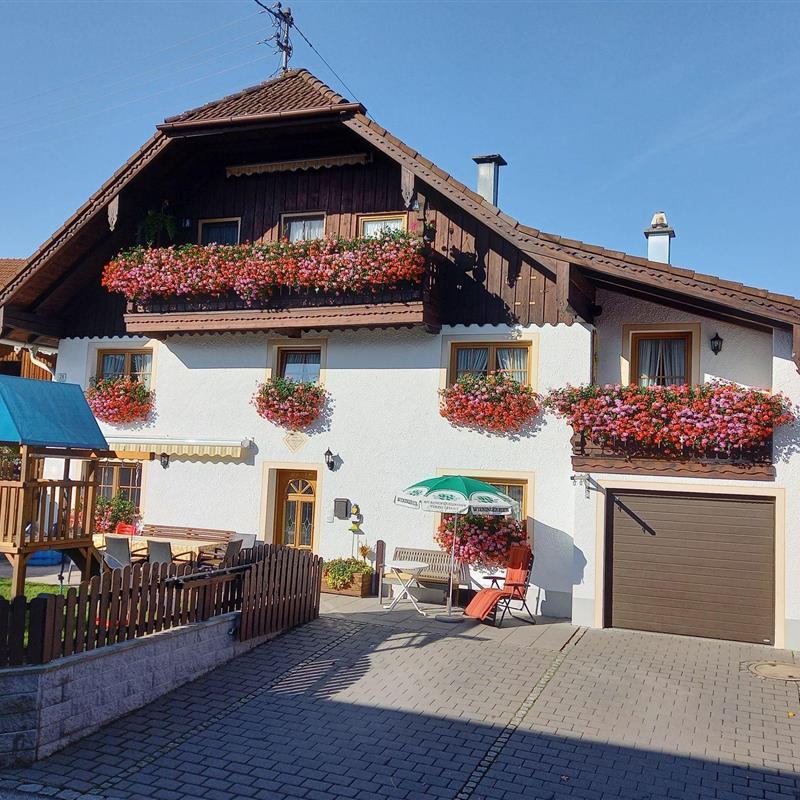 Ferielejlighed - 4 personer -  - Holzhauser Straße - 83454 - Anger