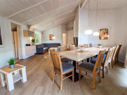 Sommerhus - 12 personer -  - Strandblick - 23570 - Lübeck-Travemünde