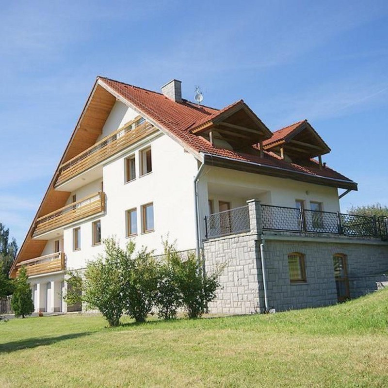 Sommerhus - 20 personer -  - 28601 - Sebestenice