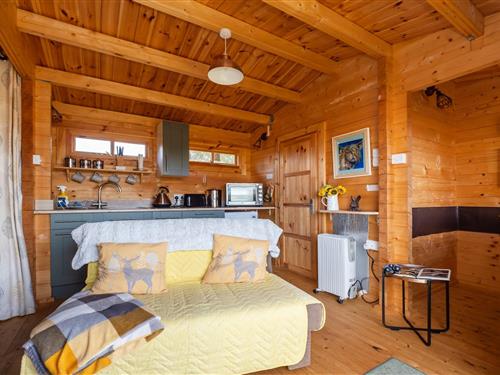 Chalet - 2 persons -  - NR14 7AR - Surlingham