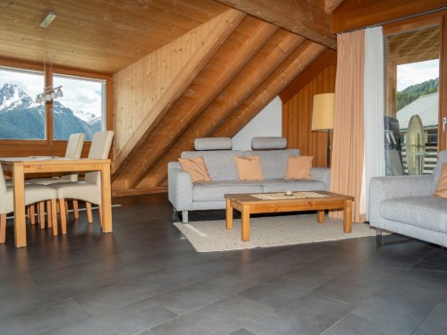 Holiday apartment - 5 persons -  - 7551 - Ftan