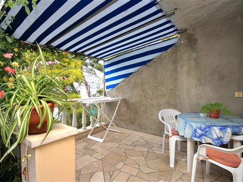 Holiday Home/Apartment - 2 persons -  - Prigradica - 20271 - Prigradica