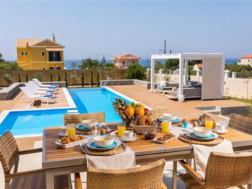 Sommerhus - 6 personer -  - Prasoudi - 49100 - Skidi