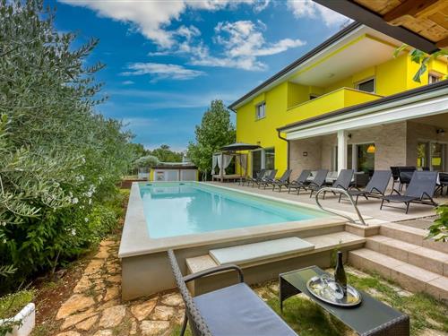 Fritidshus - 8 personer -  - Antonci - 52440 - Antonci