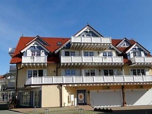 Holiday Home/Apartment - 4 persons -  - Fritz-Reuter-Str. - 18374 - Seeheilbad Zingst