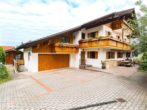 Holiday apartment - 3 persons -  - Dorfstraße 6 A - 83454 - Anger