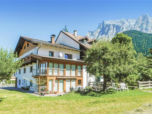 Holiday Home/Apartment - 4 persons -  - Ganghoferstrasse - 6632 - Ehrwald