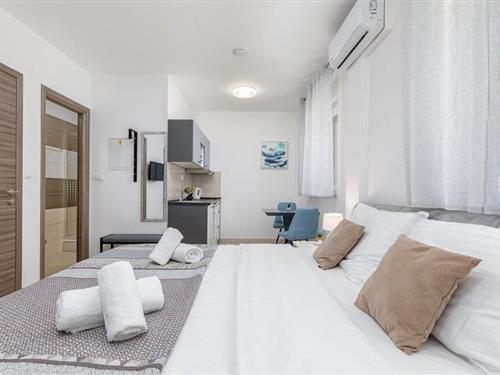 Holiday apartment - 2 persons -  - Kolodvorska ulica - 52100 - Pula