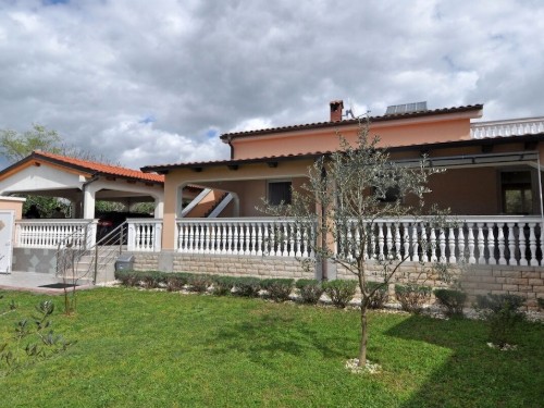 Holiday home - 4 persons -  - 52100 - Pula