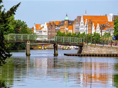 TRYP Lübeck Aquamarin - Oplev Lübecks charmerende gamle by