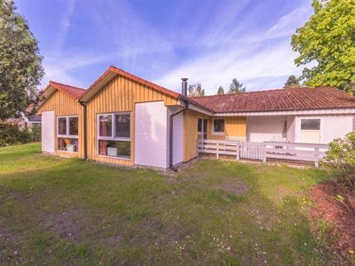 Sommerhus - 4 personer -  - Walter-Gotsmann-Straße - 17252 - Mirow