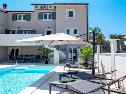 Holiday home - 10 persons -  - 52100 - Pula/Banjole