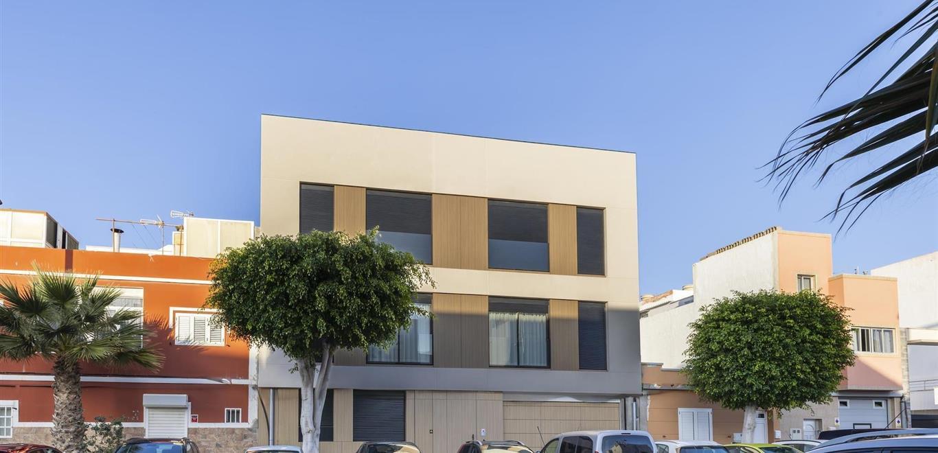 Emne nr.: 521-ES-35118-04