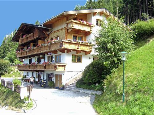 Holiday Home/Apartment - 5 persons -  - 6280 - Zell Am Ziller-Gerlosberg