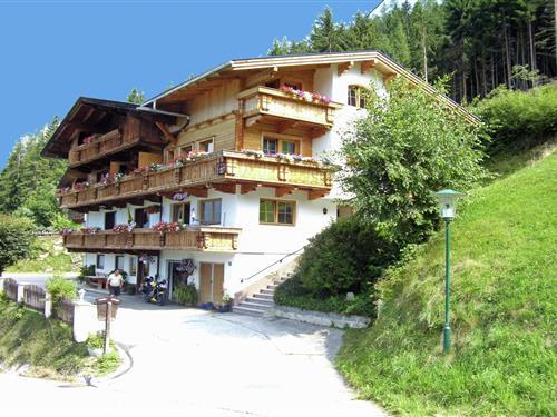 Holiday apartment - 5 persons -  - 6280 - Zell Am Ziller-Gerlosberg