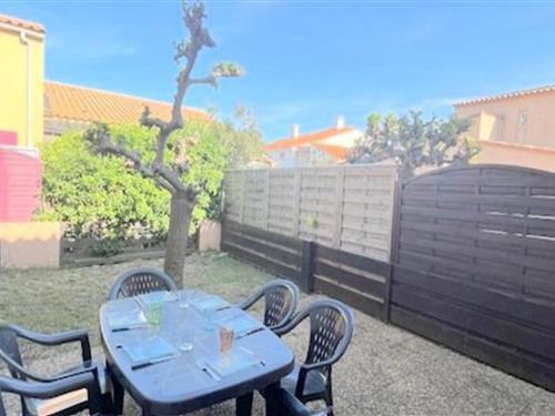 Holiday Home/Apartment - 6 persons -  - 66420 - Le Barcares