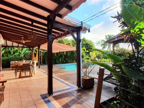 Holiday apartment - 8 persons -  - 97118 - Saint-Francois