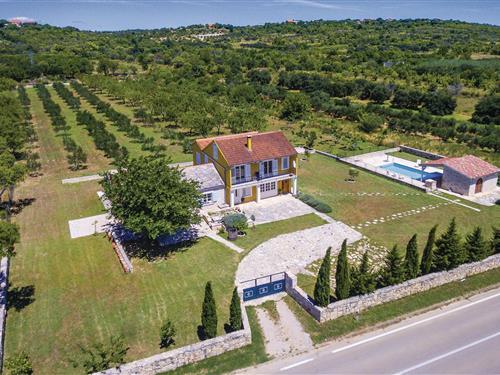 Holiday Home/Apartment - 8 persons -  - Bukovic - Zadar-Bukovic - 23420 - Bukovic