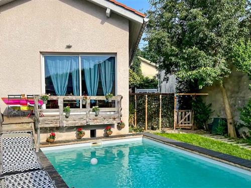 Holiday Home/Apartment - 8 persons -  - Rue de la cartoucherie - 26500 - Bourg Les Valence