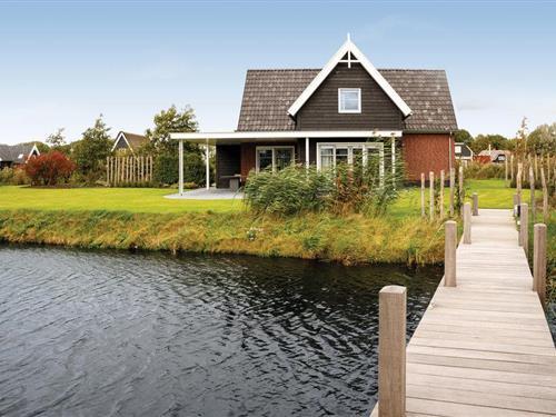 Holiday home - 8 persons -  - Jonenweg - 8355 CN - Giethoorn