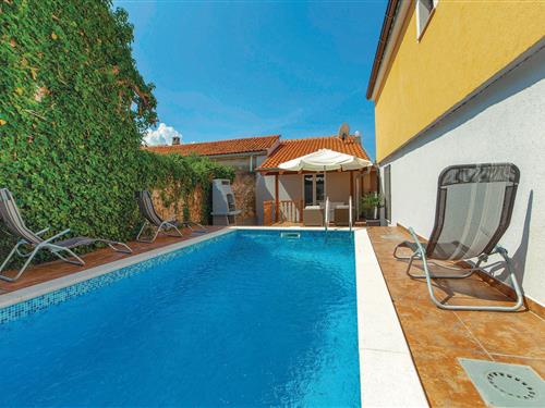 Holiday Home/Apartment - 8 persons -  - Perhati - Crikvenica-Jadranovo - 51264 - Jadranovo