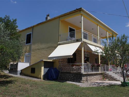 Holiday Home/Apartment - 2 persons -  - Starigrad - 23244 - Starigrad