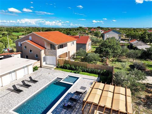 Holiday home - 6 persons -  - Pristeg - 23420