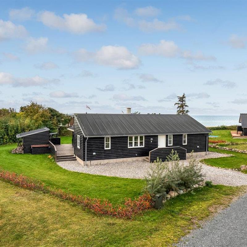 Sommerhus - 6 personer -  - Soløje Strandvej - Svinø - 4750 - Lundby