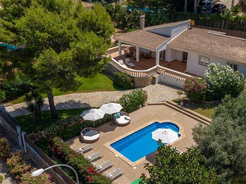Holiday home - 6 persons -  - Carrer Gran Via Dragonera - 07180 - Santa Ponça