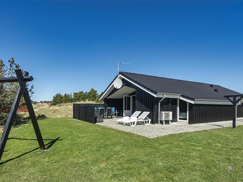 Holiday Home/Apartment - 8 persons -  - Engesøvej - Vejers Nordøst - 6853 - Vejers Strand