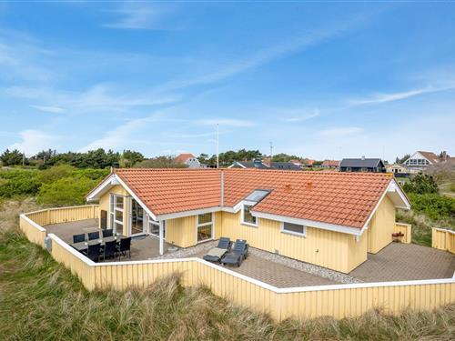 Holiday Home/Apartment - 6 persons -  - Anker Eskildsens Vej - Nr. Lyngvig - 6960 - Hvide Sande