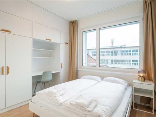 Holiday apartment - 3 persons -  - Hohlstrasse - 8048 - Zurich