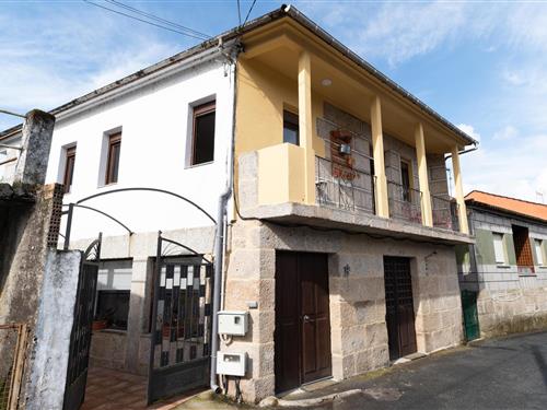 Ferielejlighed - 4 personer -  - Rúa de Reza - 32417 - A Arnoia