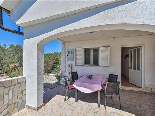 Holiday home - 4 persons -  - Borak - 21225 - Drvenik Mali