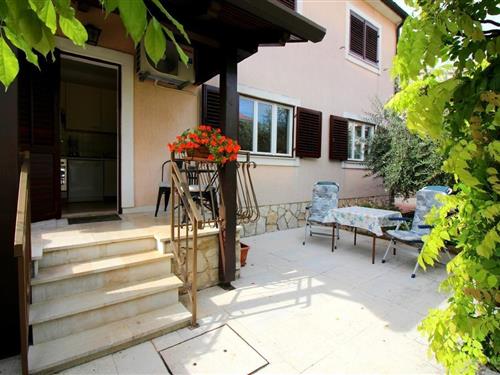 Holiday Home/Apartment - 3 persons -  - Pulska - 52440 - Porec