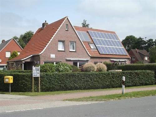 Sommerhus - 8 personer -  - Rosenstr. - 26553 - Nesse