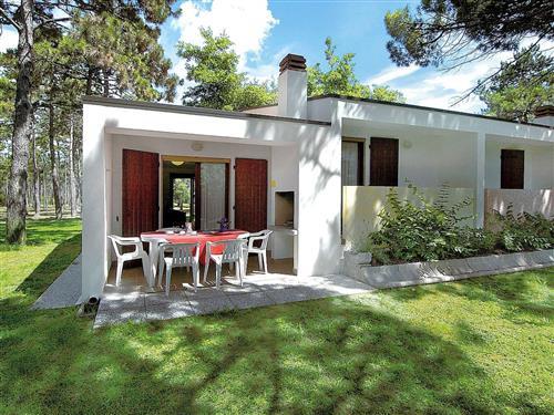 Sommerhus - 6 personer -  - Bibione - 30028