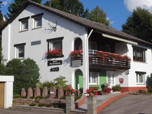 Ferienhaus - 3 Personen -  - 72178 - Waldachtal-Lützenhardt