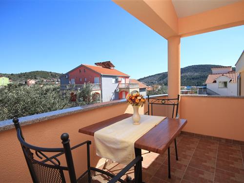 Holiday Home/Apartment - 2 persons -  - Vinišce - 21226 - Vinišce