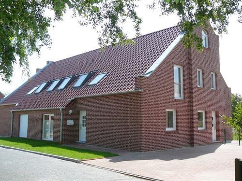 Holiday Home/Apartment - 6 persons -  - 26757 - Borkum